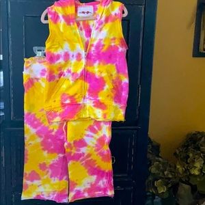 Girls Heartbreaker sweatsuit outfit